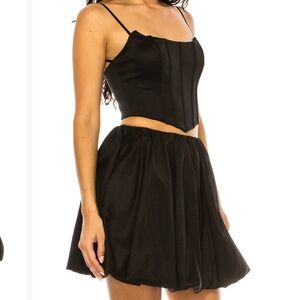 Elegant Black Women's Skirt